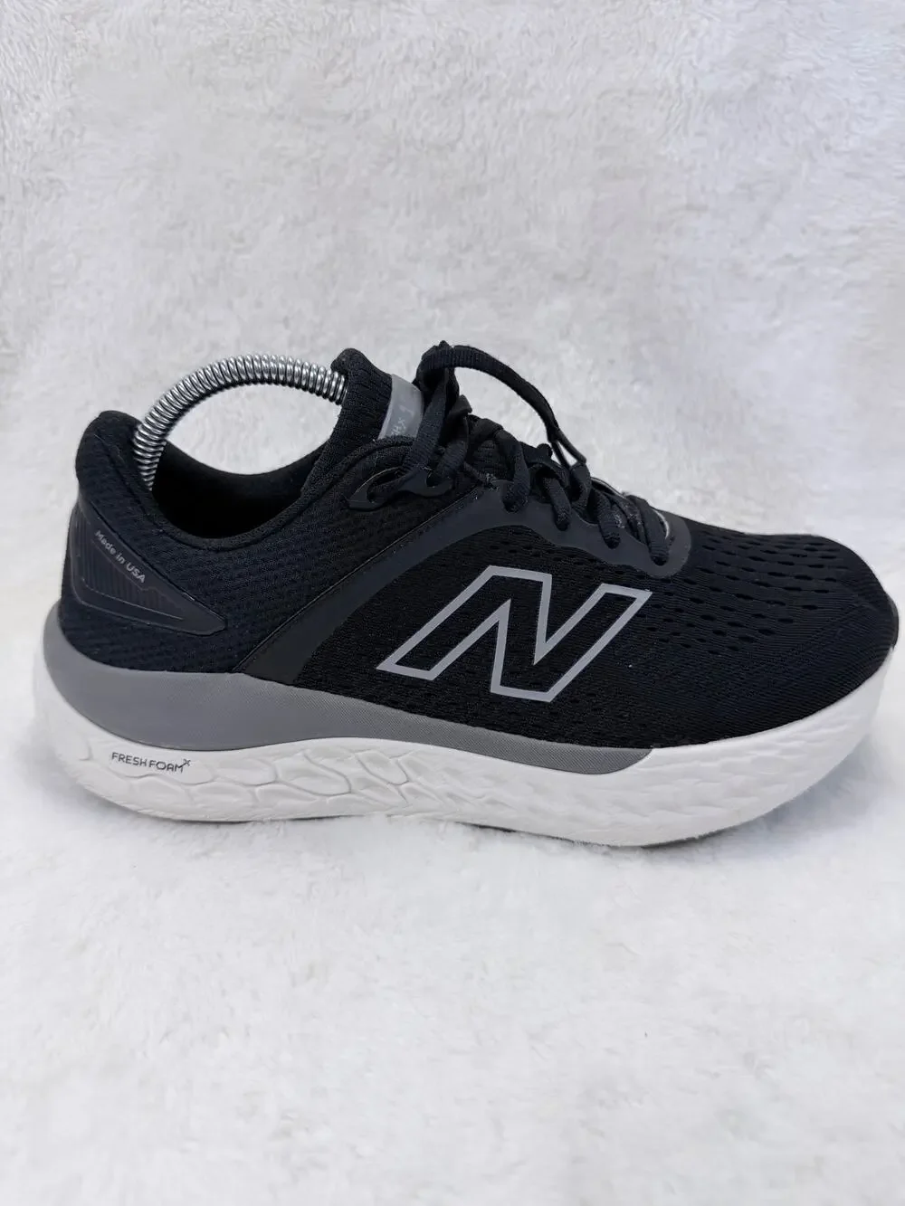 New Balance Fresh Foam X 1540 v4 Mens Running Shoes Black Size 7.5 2E Wide